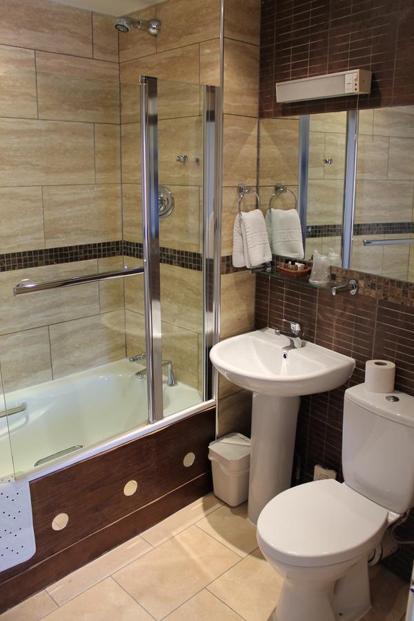Longview Hotel Натсфорд Екстер'єр фото