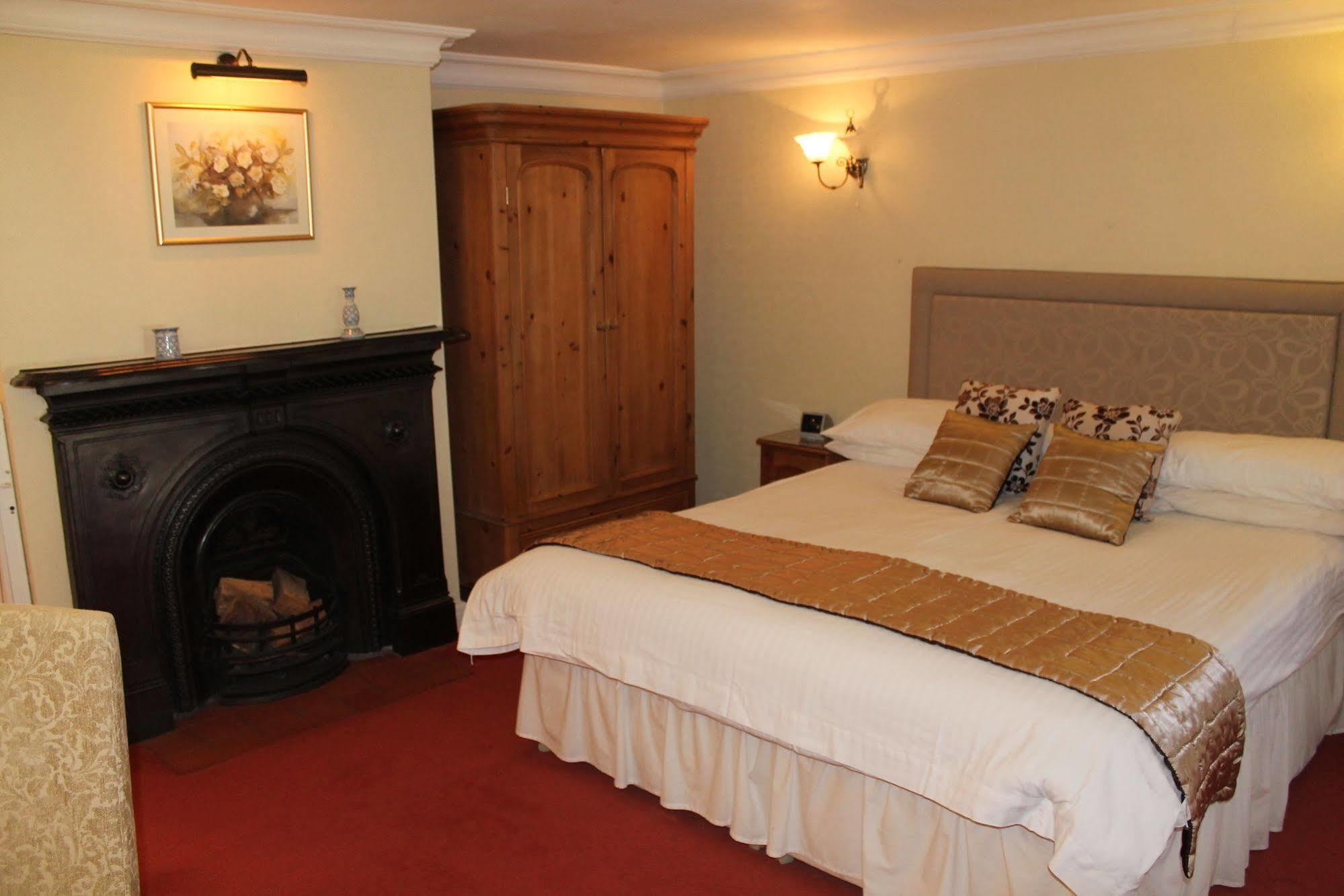 Longview Hotel Натсфорд Екстер'єр фото