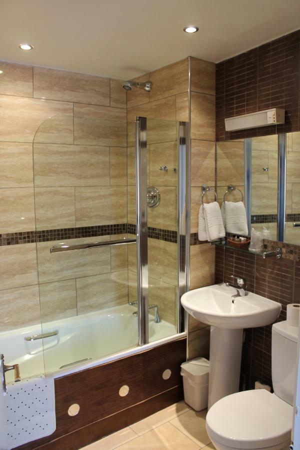 Longview Hotel Натсфорд Екстер'єр фото